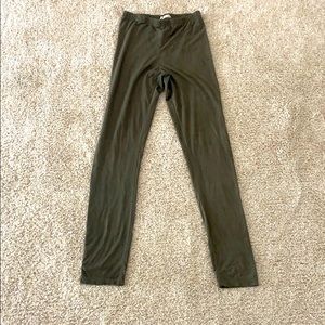 Olive velvet leggings